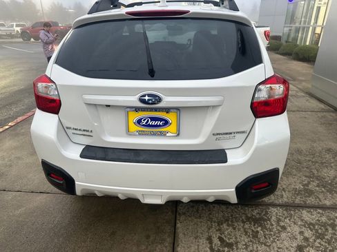 Used 2016 Subaru Crosstrek 2.0i Limited image 3