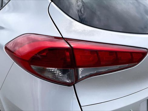 Used 2018 Hyundai Tucson SEL Plus FWD image 28