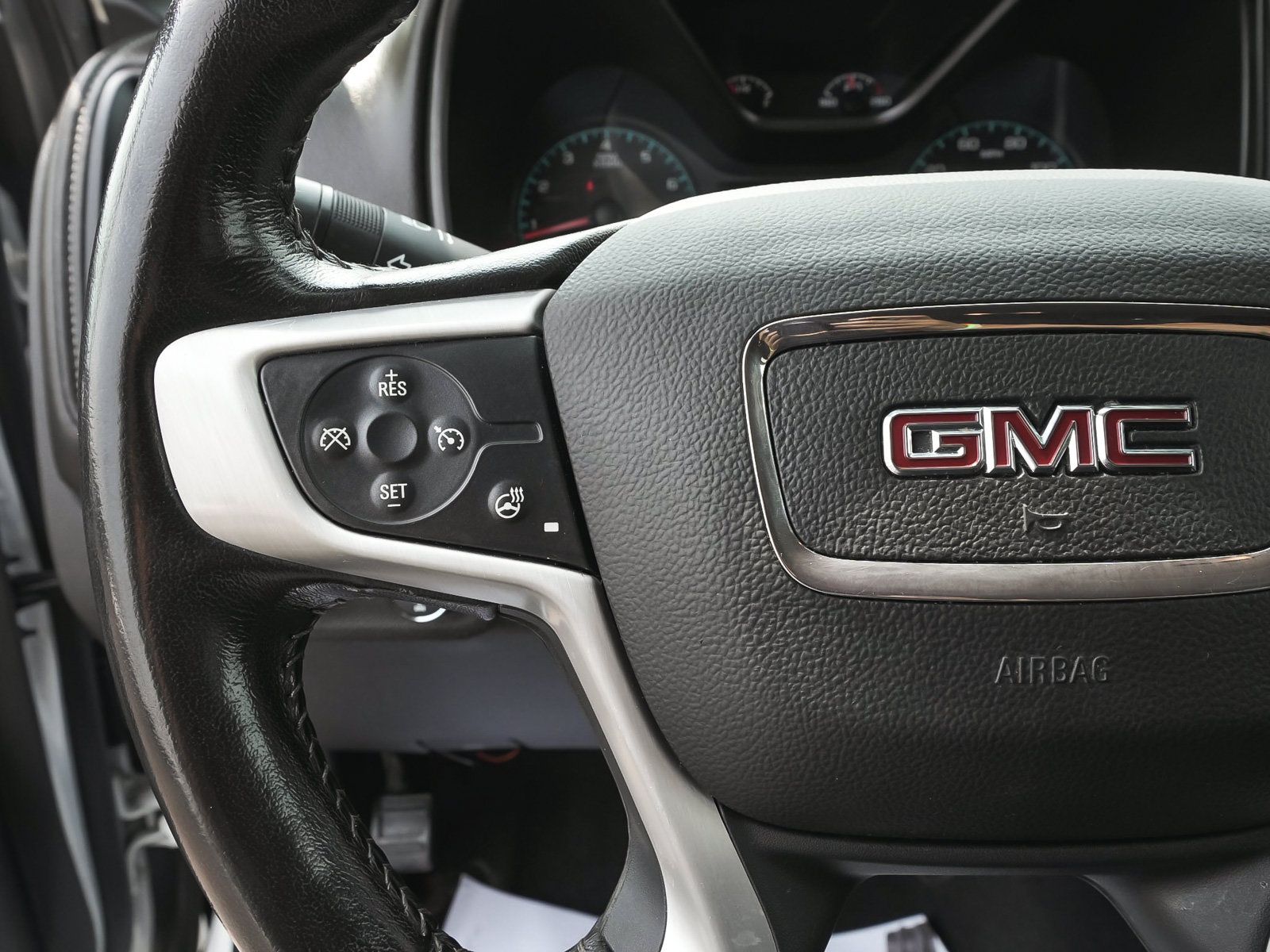 Used 2022 GMC Canyon Elevation w/ Elevation Premium Package AWD/4WD image 17