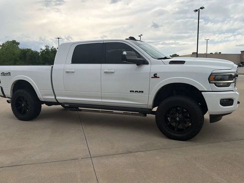 Used 2020 RAM 2500 Laramie w/ Night Edition AWD/4WD image 30