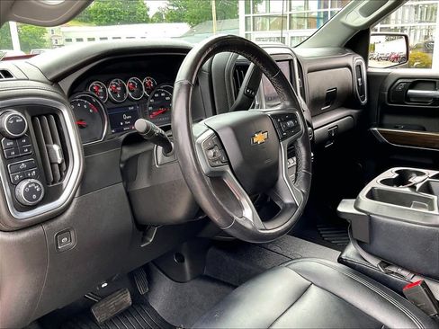 Used 2021 Chevrolet Silverado 1500 LT AWD/4WD image 8