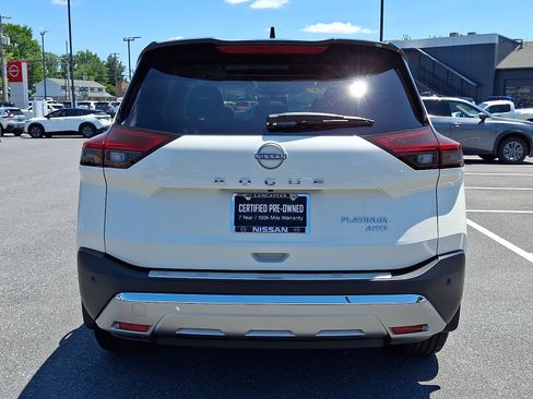Certified 2023 Nissan Rogue Platinum AWD/4WD image 6