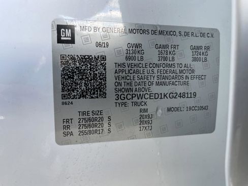 Used 2019 Chevrolet Silverado 1500 LT w/ Texas Edition RWD image 11