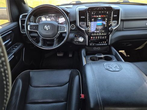 Used 2021 RAM 1500 Laramie w/ Sport Appearance Package AWD/4WD image 16