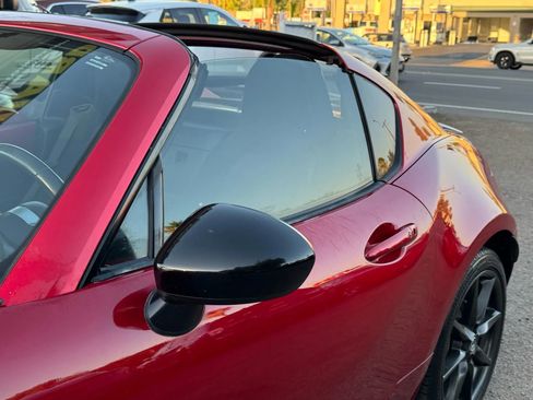 Used 2017 MAZDA MX-5 Miata RF Club RWD image 25