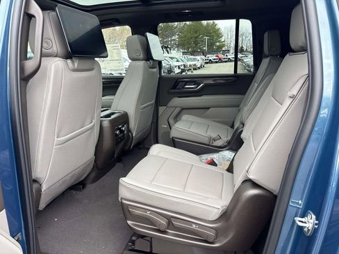 New 2026 GMC Yukon XL Elevation w/ Elevation Premium Package image 6