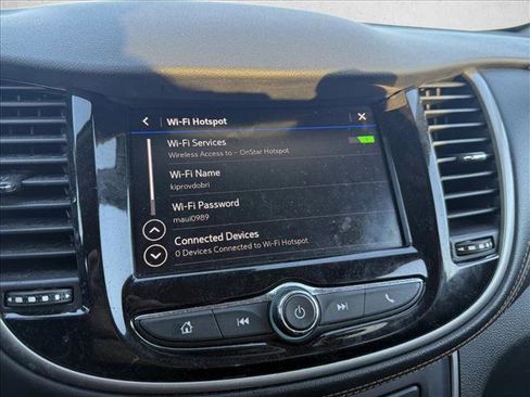 Used 2020 Chevrolet Trax LT w/ Redline Edition image 20