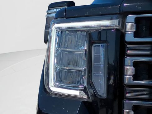 Used 2023 GMC Sierra 2500 AT4 w/ Gooseneck/5TH Wheel Package image 10