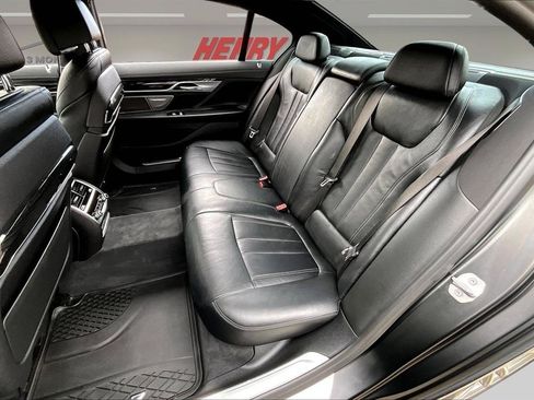 Used 2019 BMW 740i xDrive w/ M Sport Package AWD/4WD image 23