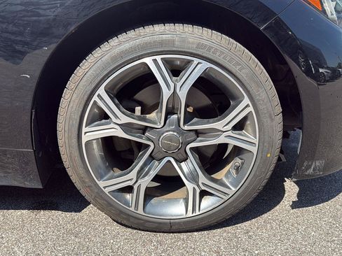 Used 2019 Kia Stinger RWD image 16