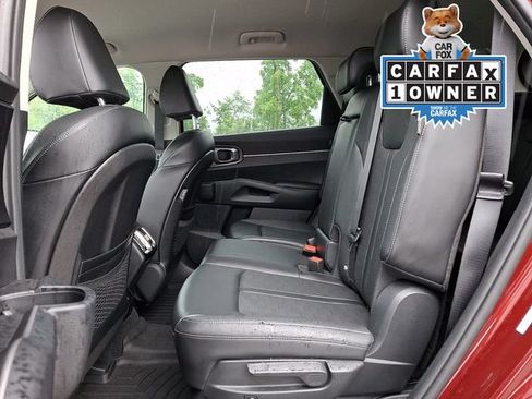 Used 2025 Kia Sorento S AWD/4WD image 14