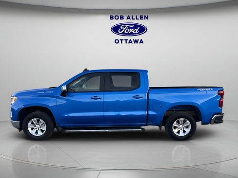 Used 2025 Chevrolet Silverado 1500 LT image 2