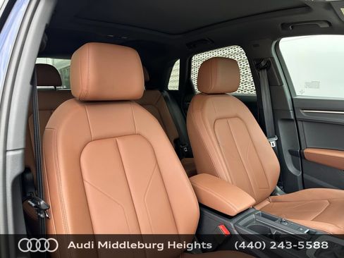Used 2025 Audi Q3 2.0T Premium w/ Convenience Plus Package AWD/4WD image 18