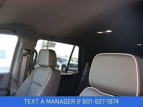 New 2026 GMC Yukon Elevation image 23