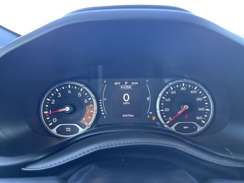 Used 2021 Jeep Renegade Sport image 19