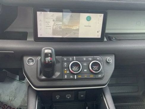 Used 2020 Land Rover Defender 110 First Edition AWD/4WD image 16