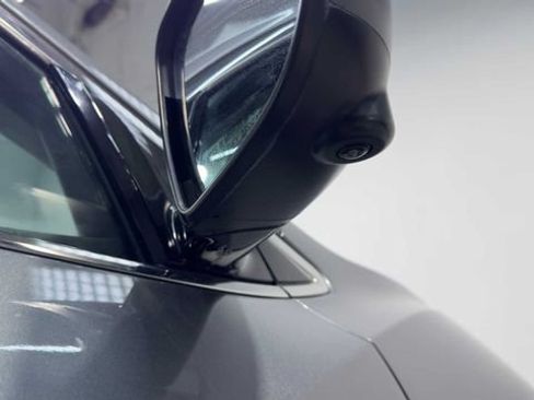Used 2018 Nissan Murano SV w/ Premium Package FWD image 12