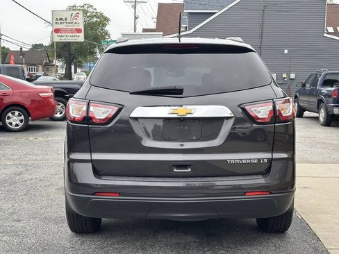 Used 2015 Chevrolet Traverse LS FWD image 6