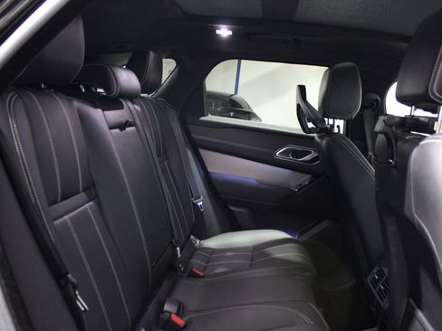 Used 2022 Land Rover Range Rover Velar S image 16