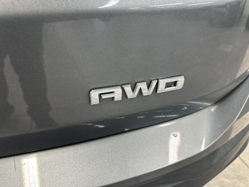 Used 2019 GMC Terrain SLE w/ Driver Convenience Package image 6