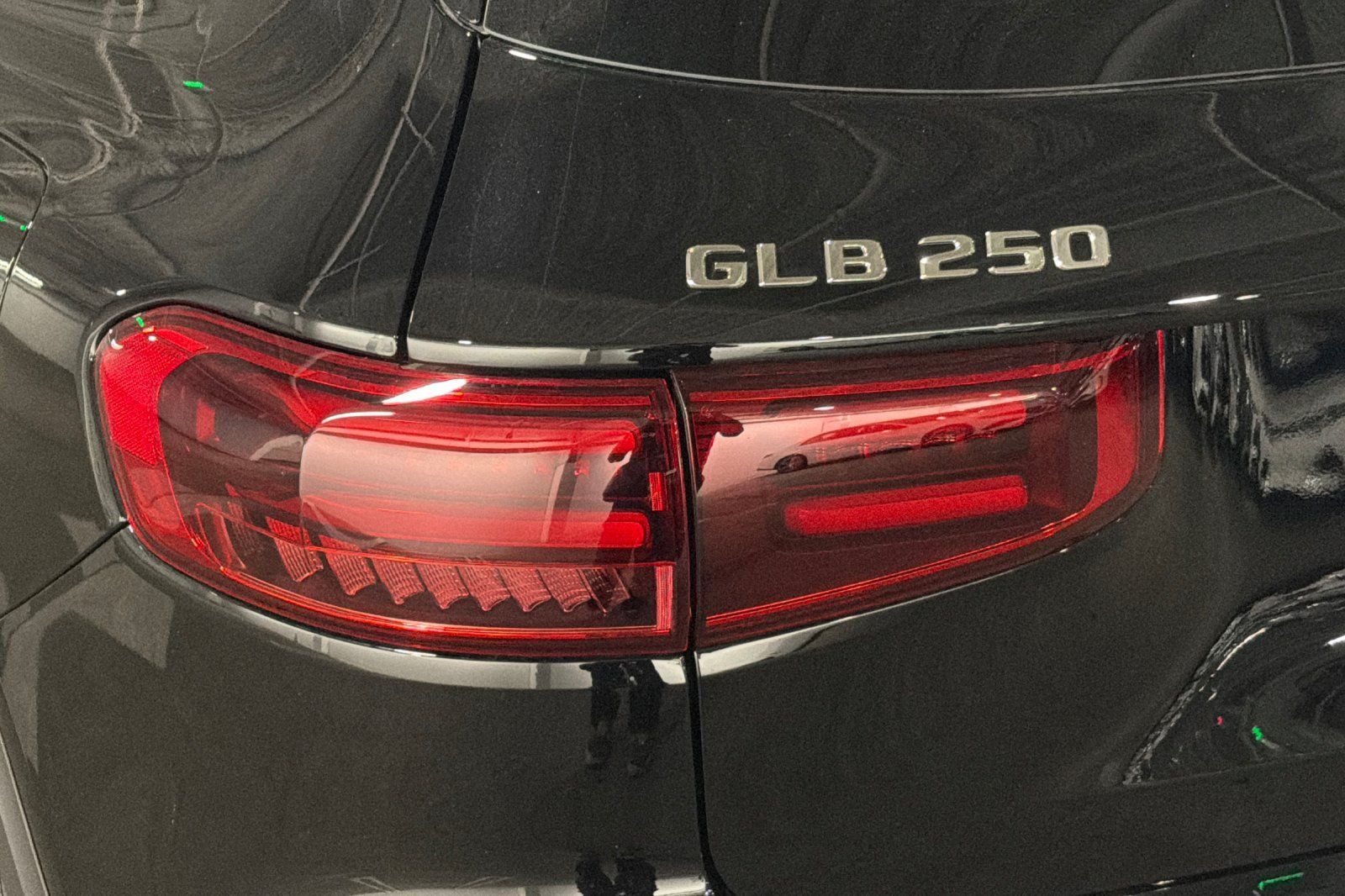 New 2026 Mercedes-Benz GLB 250 image 26