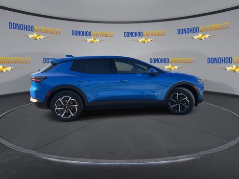 New 2026 Chevrolet Equinox EV LT image 9