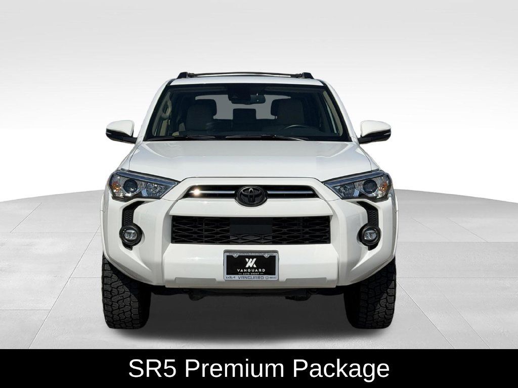 Used 2024 Toyota 4Runner SR5 Premium w/ Moonroof Package AWD/4WD image 3