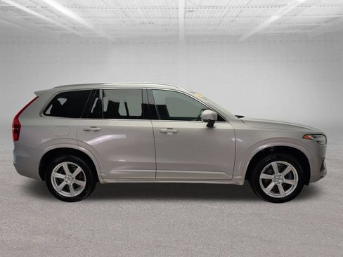 Used 2023 Volvo XC90 B5 Core w/ Protection Package Premier AWD/4WD image 8