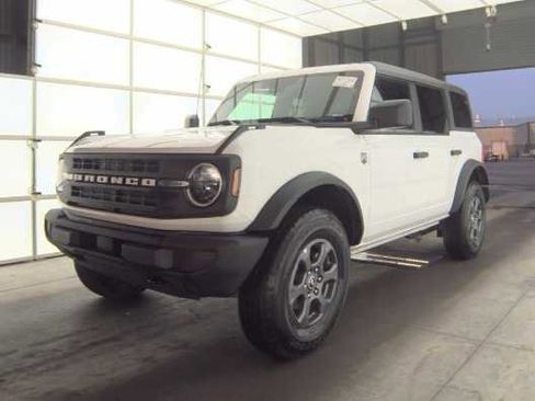 Used 2025 Ford Bronco Big Bend AWD/4WD image 5