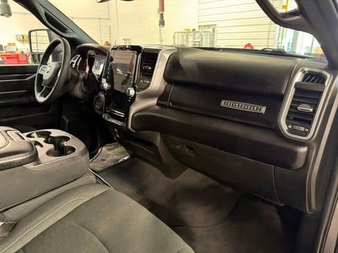 Used 2025 RAM 2500 Big Horn AWD/4WD image 8