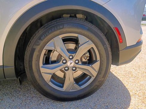 Used 2021 Ford Mustang Mach-E Select image 19