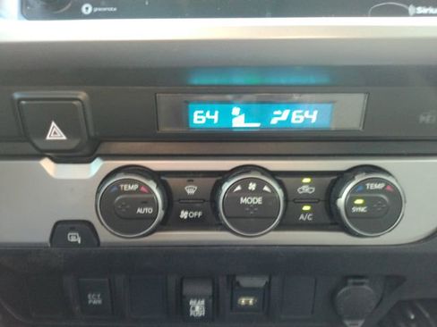 Used 2022 Toyota Tacoma SR5 image 39