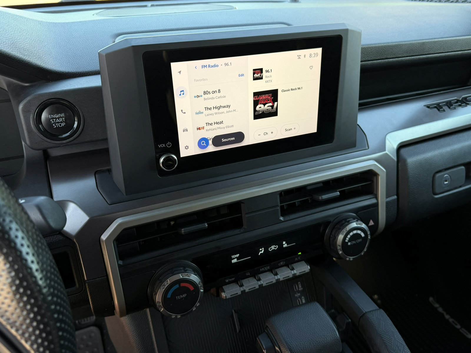 Used 2024 Toyota Tacoma SR5 AWD/4WD image 16