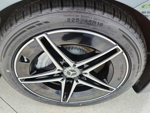 Used 2024 Mercedes-Benz C 300 4MATIC Sedan w/ Pinnacle Trim Package image 58