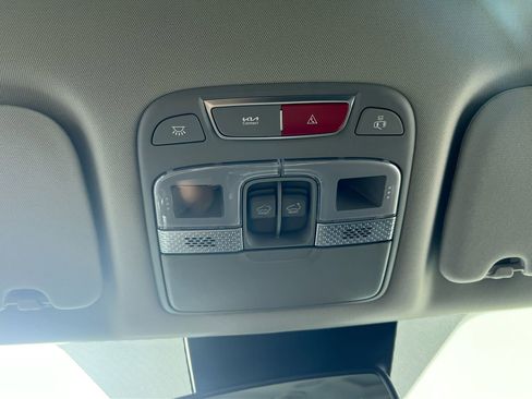 Certified 2024 Kia Telluride SX image 18