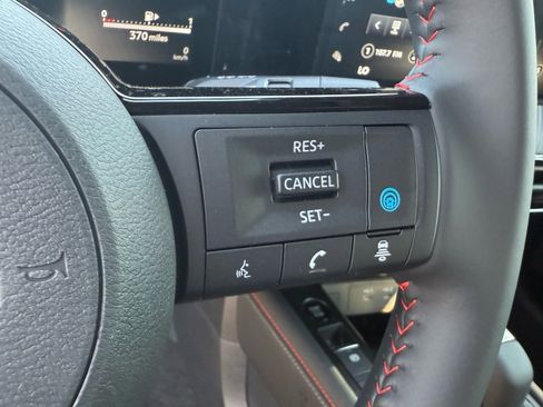 New 2025 Nissan Kicks SR image 22