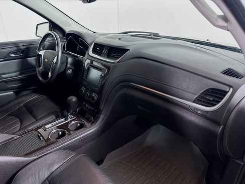 Used 2015 Chevrolet Traverse LTZ image 33