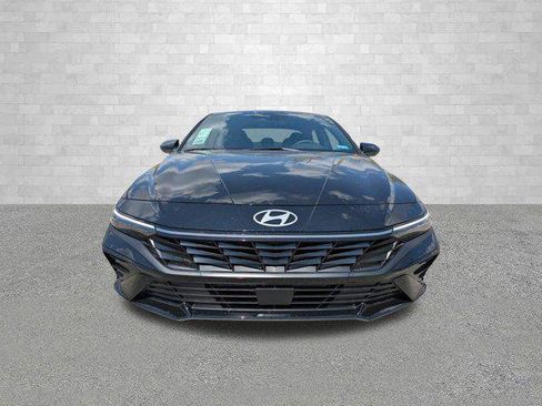 New 2026 Hyundai Elantra SEL Sport Premium FWD image 6