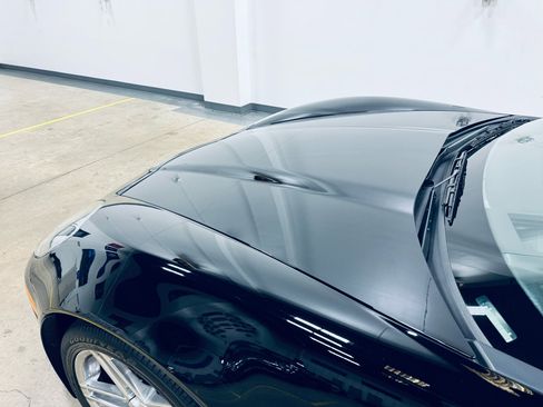 Used 2006 Chevrolet Corvette Z06 w/ Preferred Equipment Group image 14