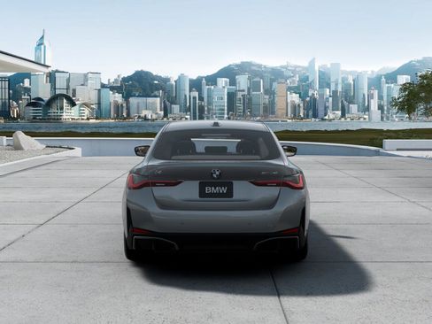 New 2026 BMW i4 eDrive40 image 5
