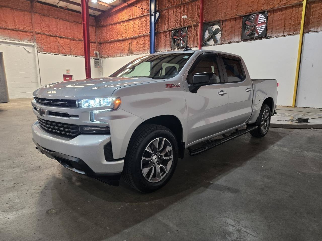 Used 2019 Chevrolet Silverado 1500 RST AWD/4WD image 5