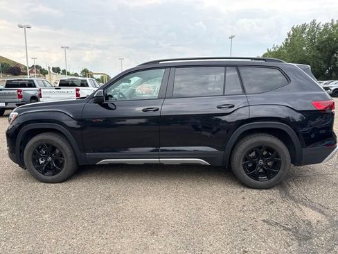 Used 2024 Volkswagen Atlas Peak Edition SEL AWD/4WD image 7