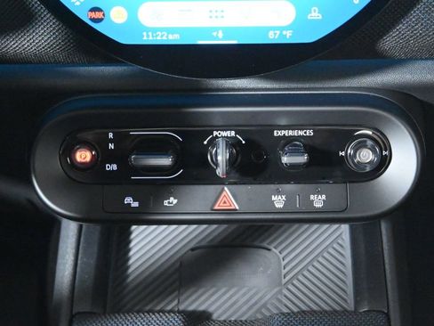 New 2025 MINI Cooper Countryman SE w/ Comfort Package Max image 17