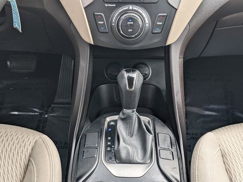 Used 2017 Hyundai Santa Fe Sport image 15