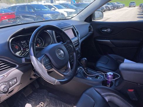 Used 2021 Jeep Cherokee Latitude Plus image 6