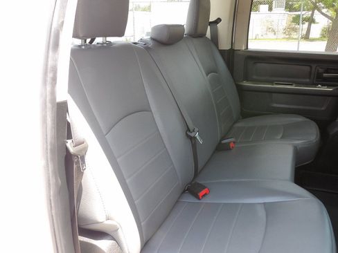 Used 2018 RAM 1500 Tradesman RWD image 31