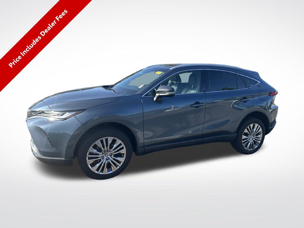 Used 2022 Toyota Venza XLE AWD/4WD image 1