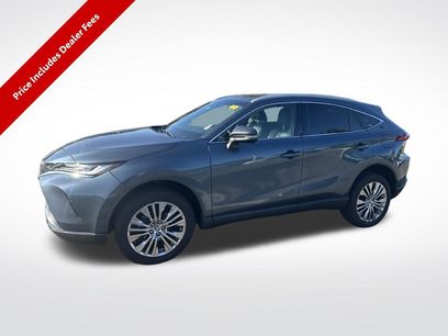 Used 2022 Toyota Venza XLE