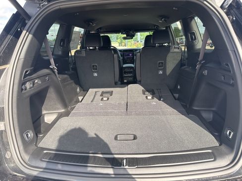 New 2025 Jeep Grand Cherokee L Limited image 6