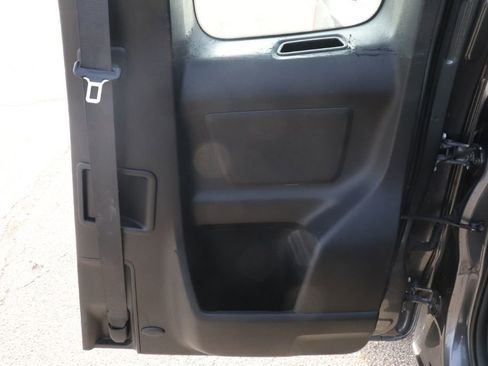 Used 2017 Toyota Tacoma 4x4 Access Cab image 21